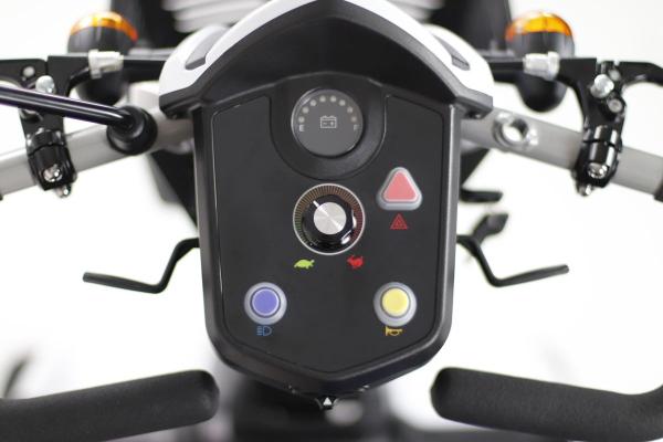 Elektro-Scooter Kolja, rot